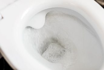 Comment déboucher des WC / toilettes ?